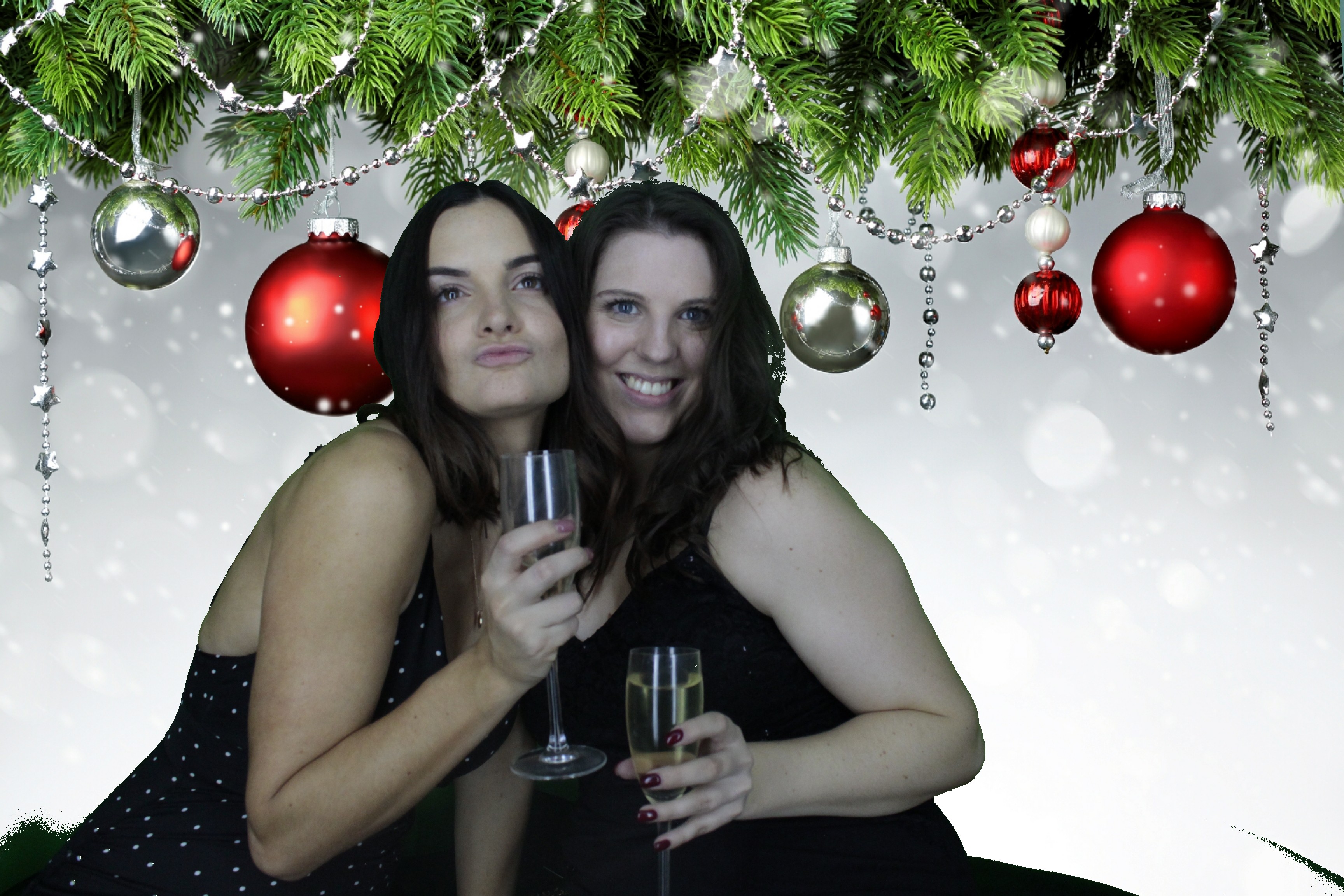 Kuoni Travel Christmas Party | View more photos from the event at gallery.myphotoboothexperience.co.uk/u/MyPhotoBoothExperienceLtd/Kuoni-Travel-Christmas-Party